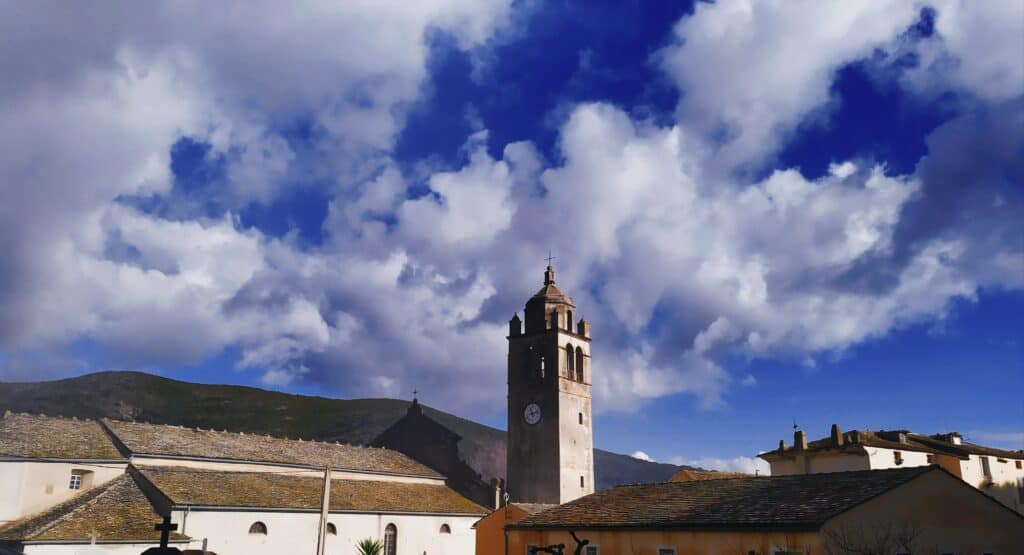 A Piazza - Luri